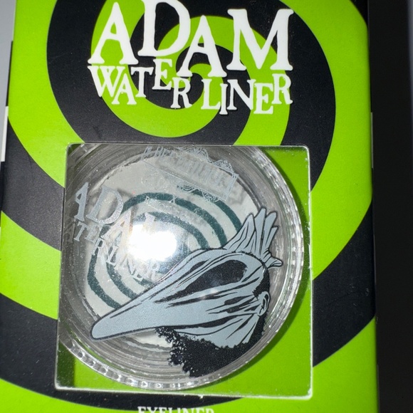 NEW Beetlejuice X Revolution Shadow Palettes Water Liners, Lipstick LOT 7 Pieces - Picture 12 of 16